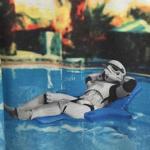 Stormtrooper relax pool meme