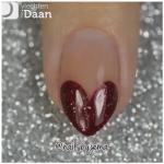 heart nail