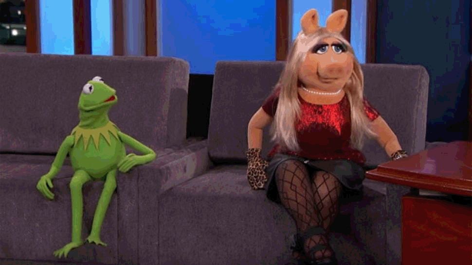 High Quality Kermit and Miss Piggy tell all Blank Meme Template