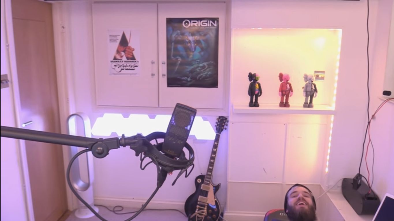 High Quality Pewdiepie Chair Blank Meme Template