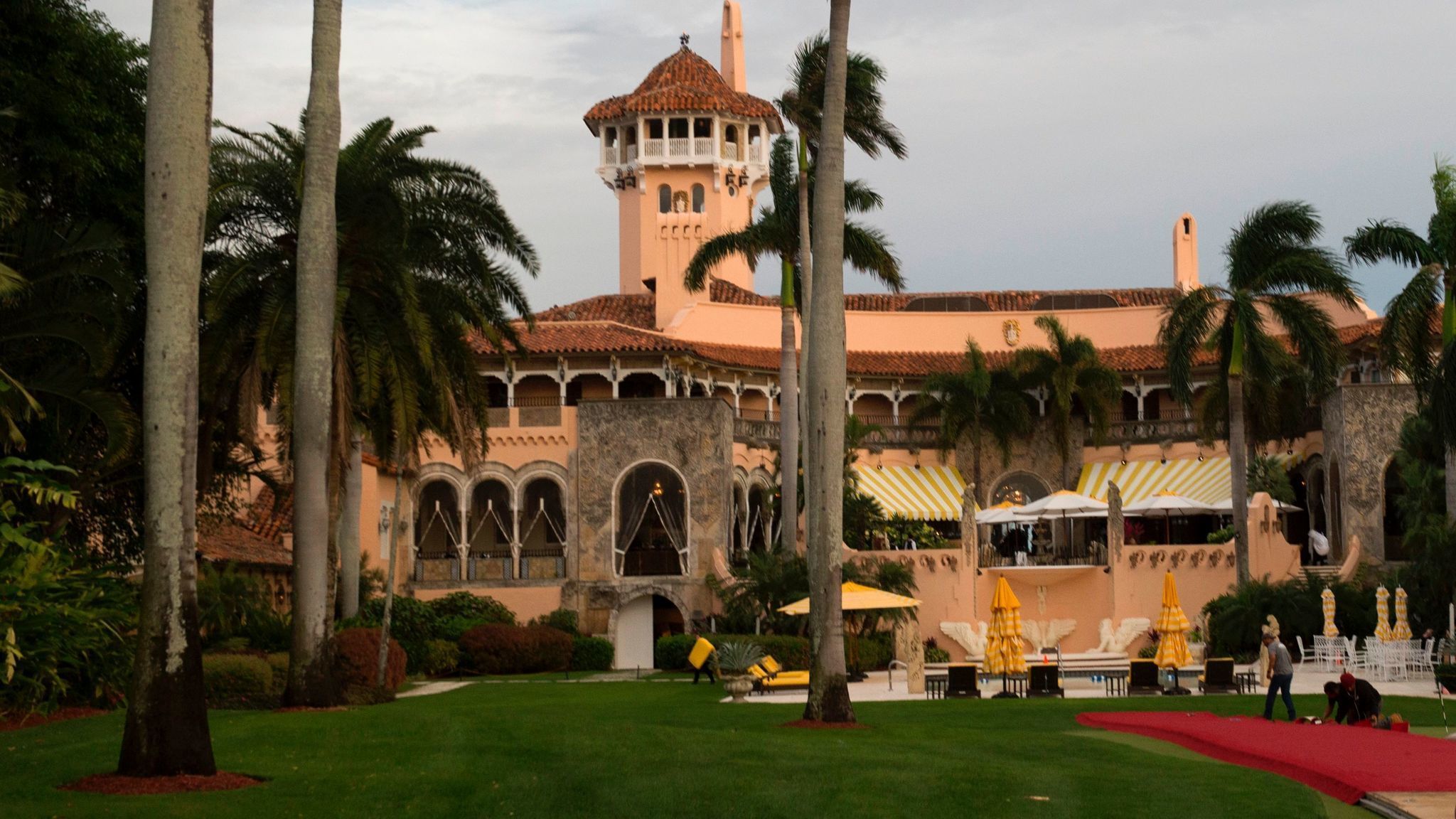 Trump's Mar-A-Lago Blank Meme Template