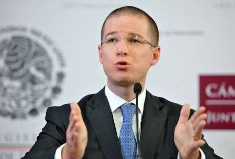 Ricardo Anaya Blank Meme Template