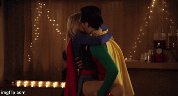 Batman helps Robin for his first kiss with Supergirl 