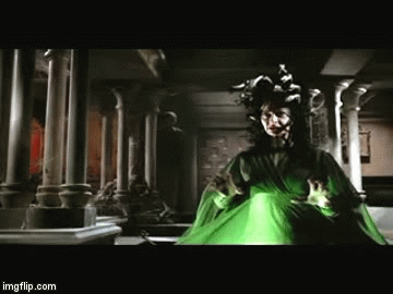 Medusa | image tagged in gifs,medusa,grusel,titanen | made w/ Imgflip video-to-gif maker