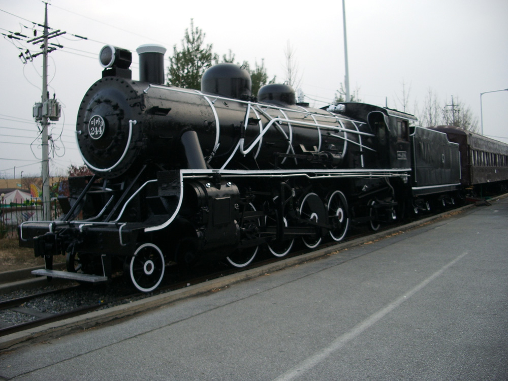 High Quality South Korean steam locomotive Blank Meme Template