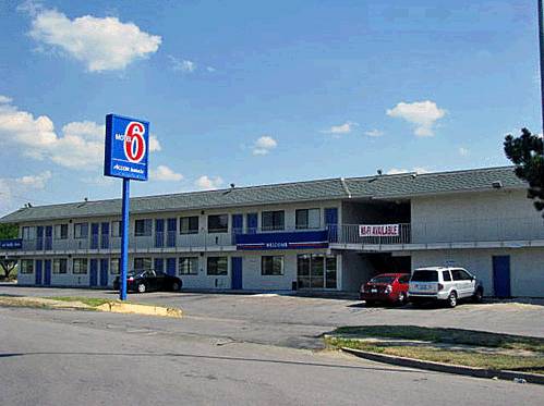 High Quality Motel 6 Blank Meme Template