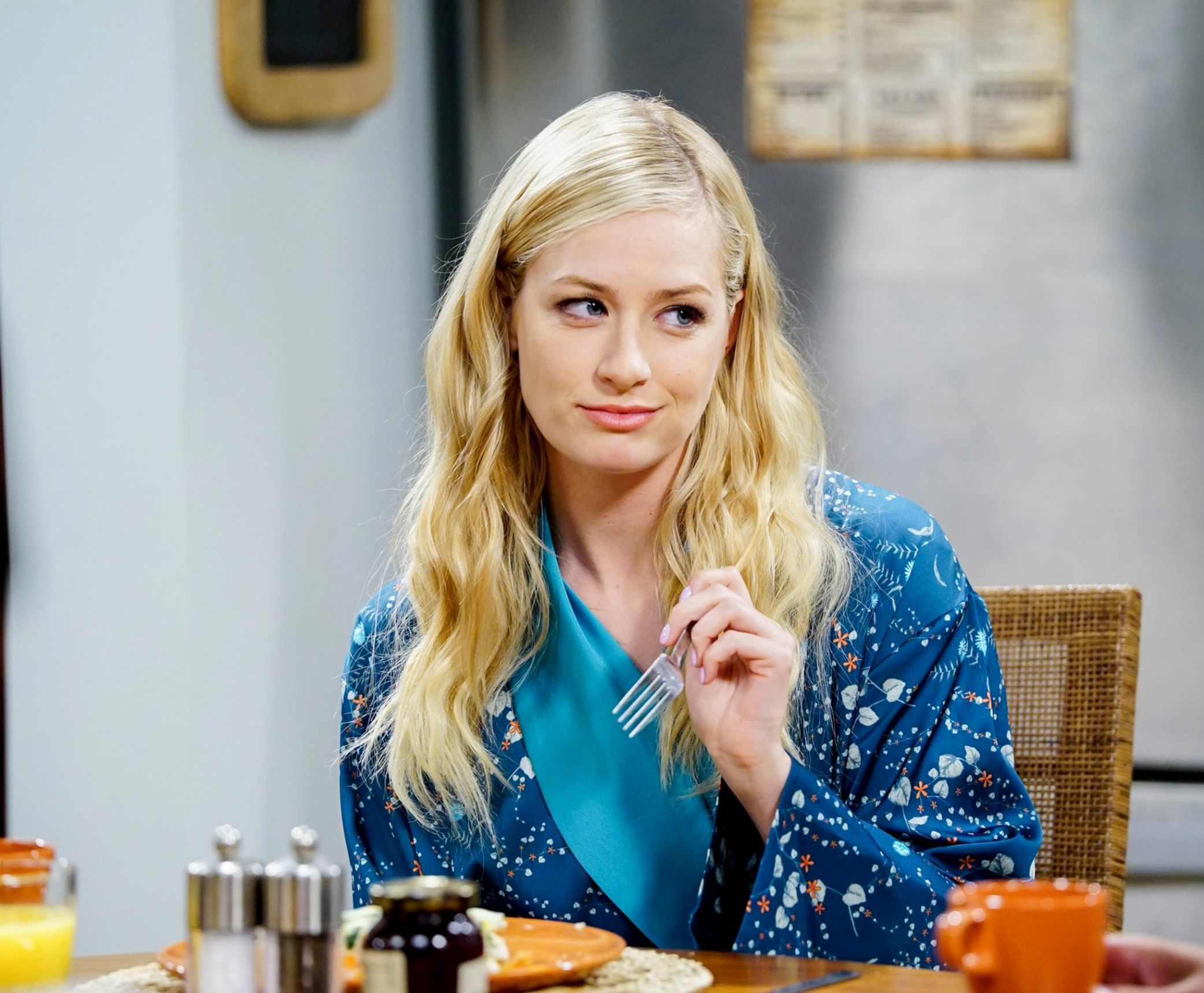 High Quality Beth Behrs, Big Bang Theory Blank Meme Template