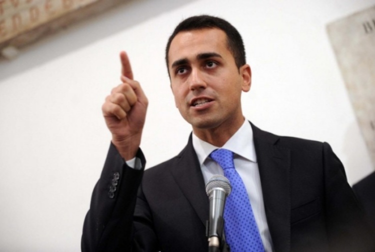 High Quality Angry Di Maio Blank Meme Template