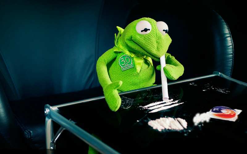 Kermit Snorting Tide Pod Blank Meme Template