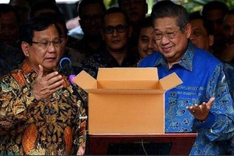 kardus Blank Meme Template