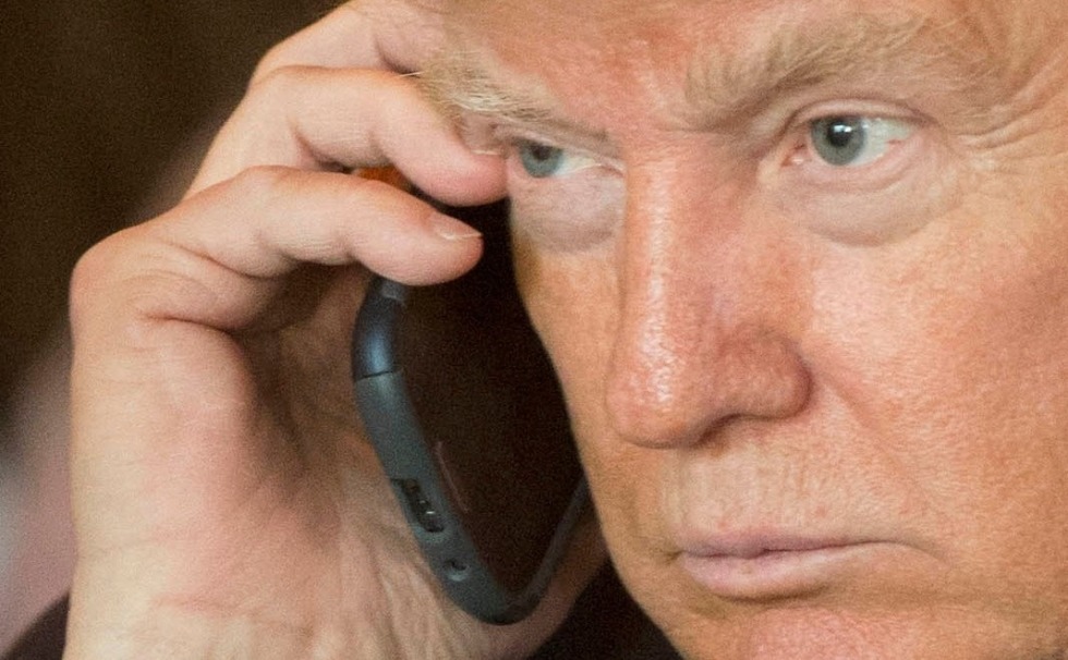 High Quality Donald Trump Galaxy Phone Blank Meme Template