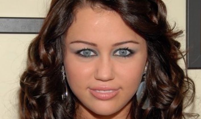 High Quality Miley Cyrus blue eyes Blank Meme Template