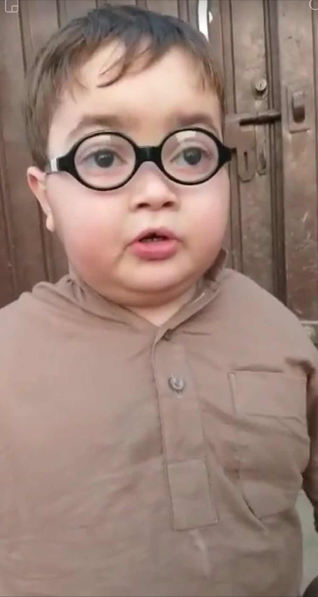 Tum Meray Papa Ke Dost Ho Blank Meme Template