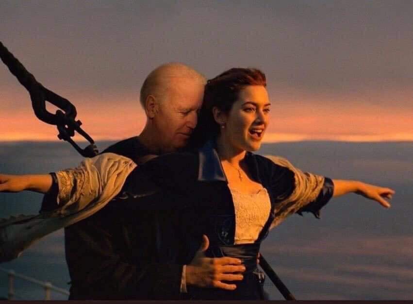 High Quality Joe Biden and Kate of Titanic Blank Meme Template