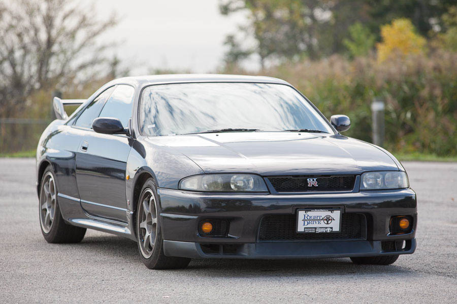 Skyline R33 Blank Meme Template