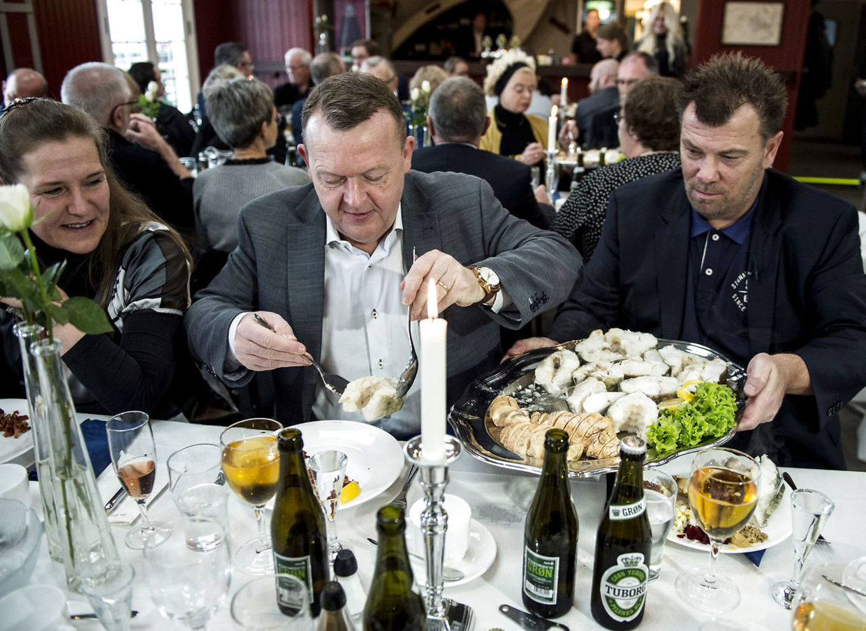 Lars Løkke og kvotekongen Blank Meme Template