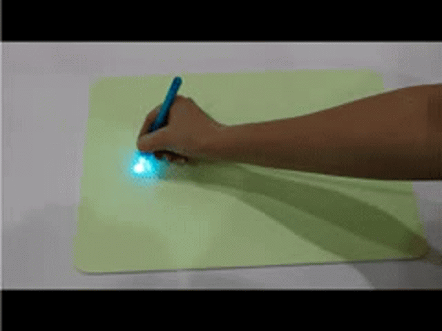 Ручка которая рисует светом