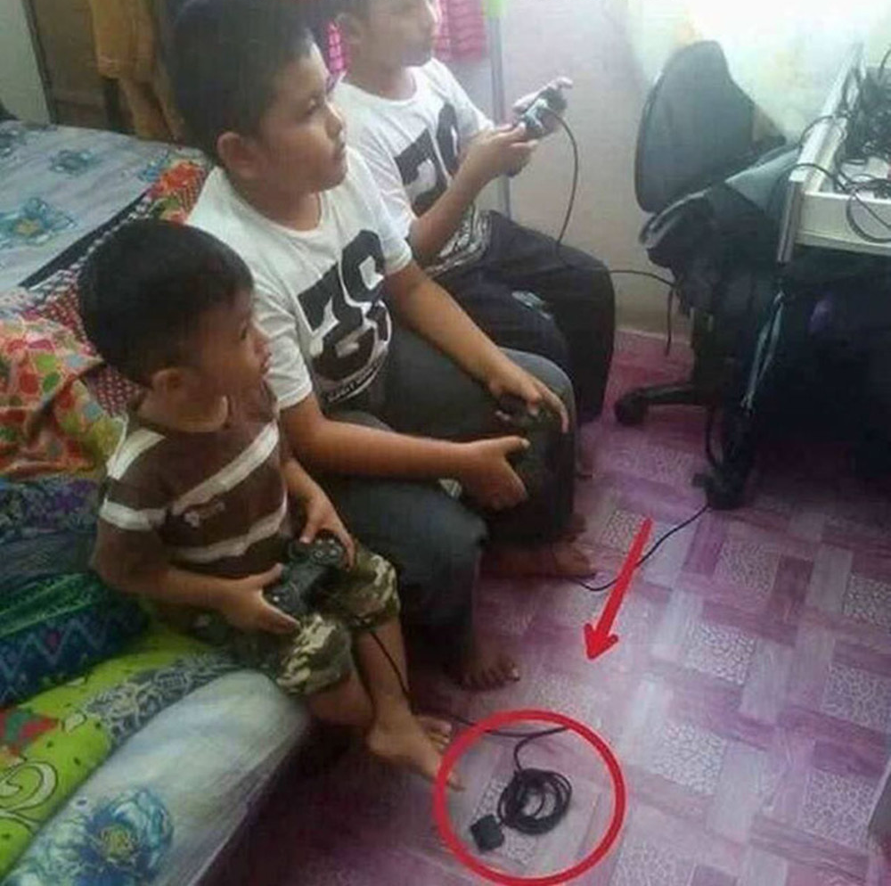 High Quality Big Bro fake controller little brother Blank Meme Template