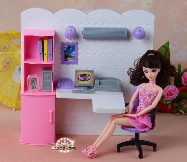 Barbie Playing Office Blank Meme Template