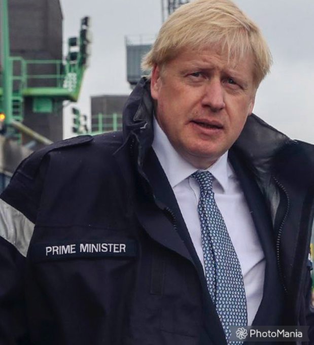 PrimePrat Blank Meme Template