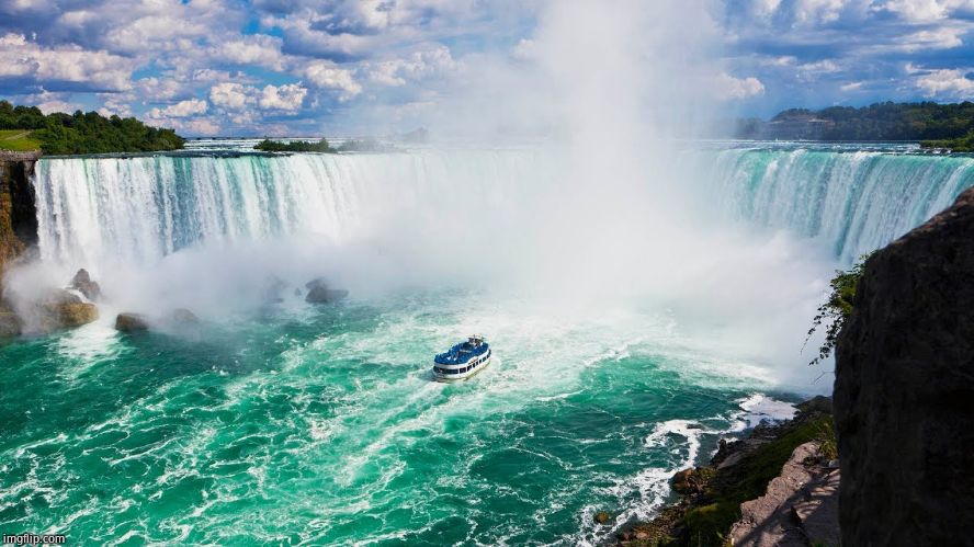 Niagra Falls Maid of the Mist | image tagged in niagra falls maid of the mist | made w/ Imgflip meme maker