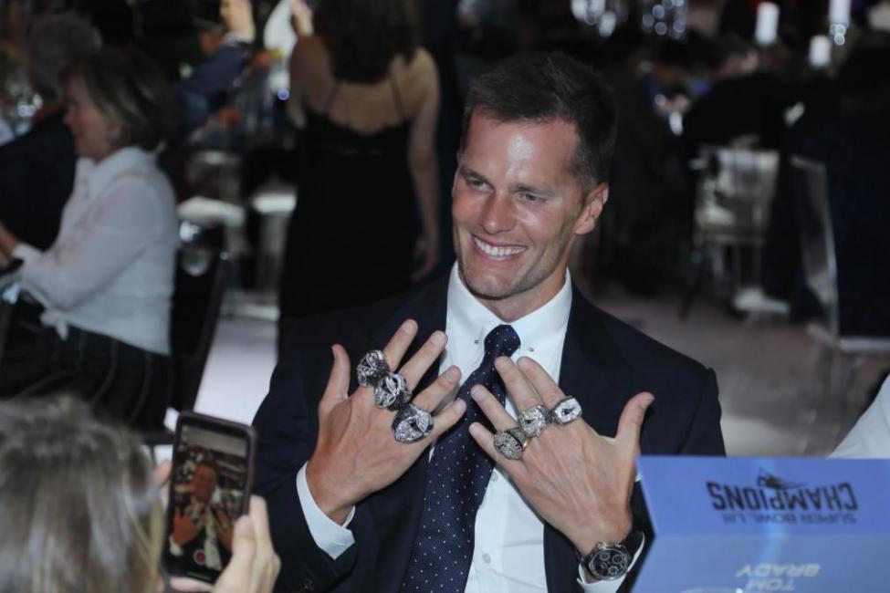 No "Tom Brady Rings" memes have been featured yet. 