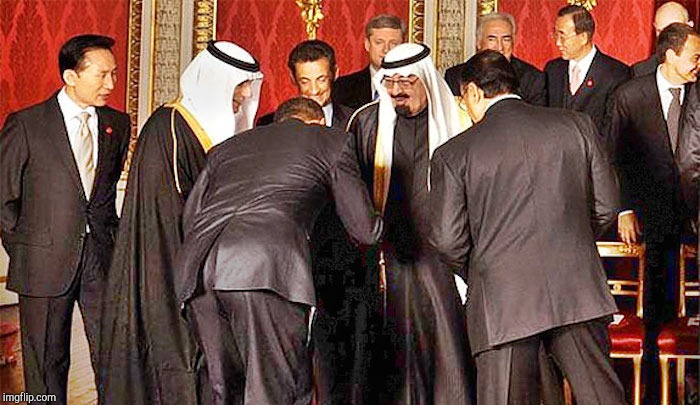 Obama bows | image tagged in obama bows | made w/ Imgflip meme maker