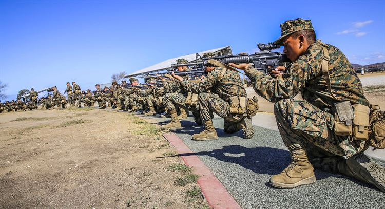 Marines - Kneeling position Blank Meme Template