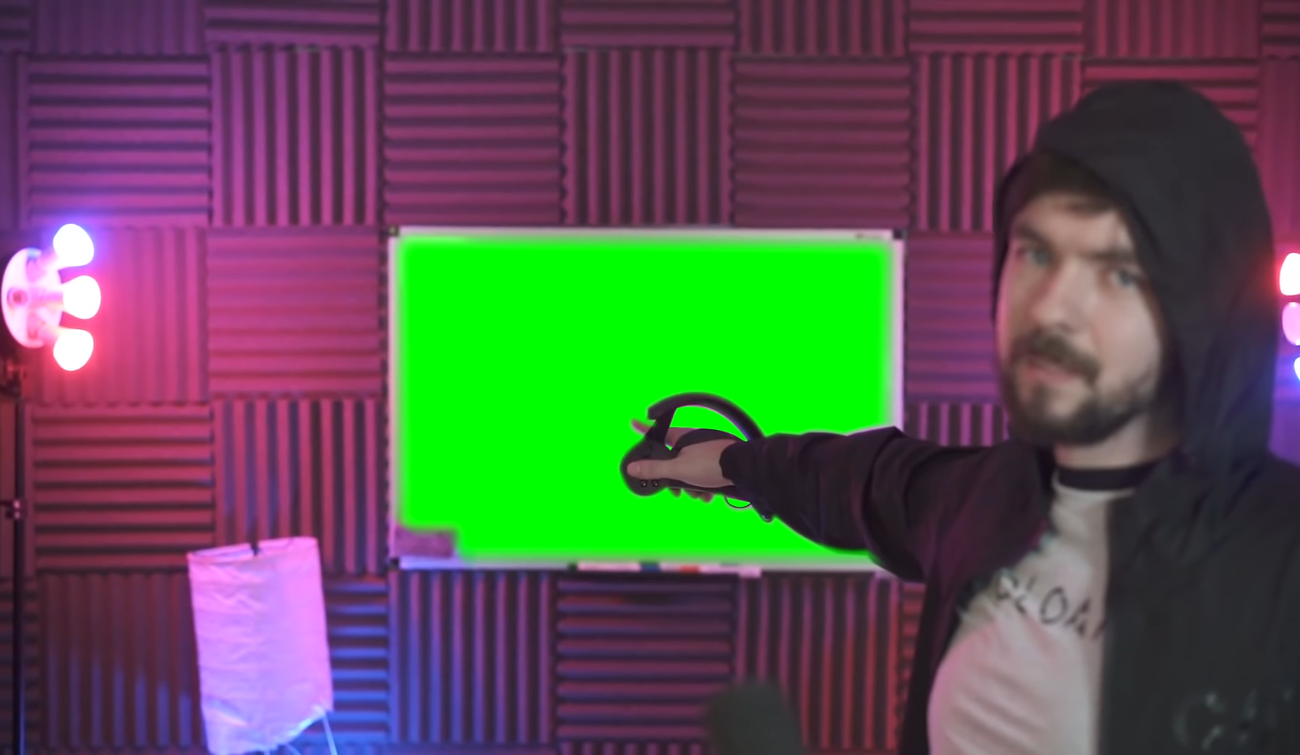 High Quality Jacksepticeye whiteboard pointing in background greenscreen Blank Meme Template