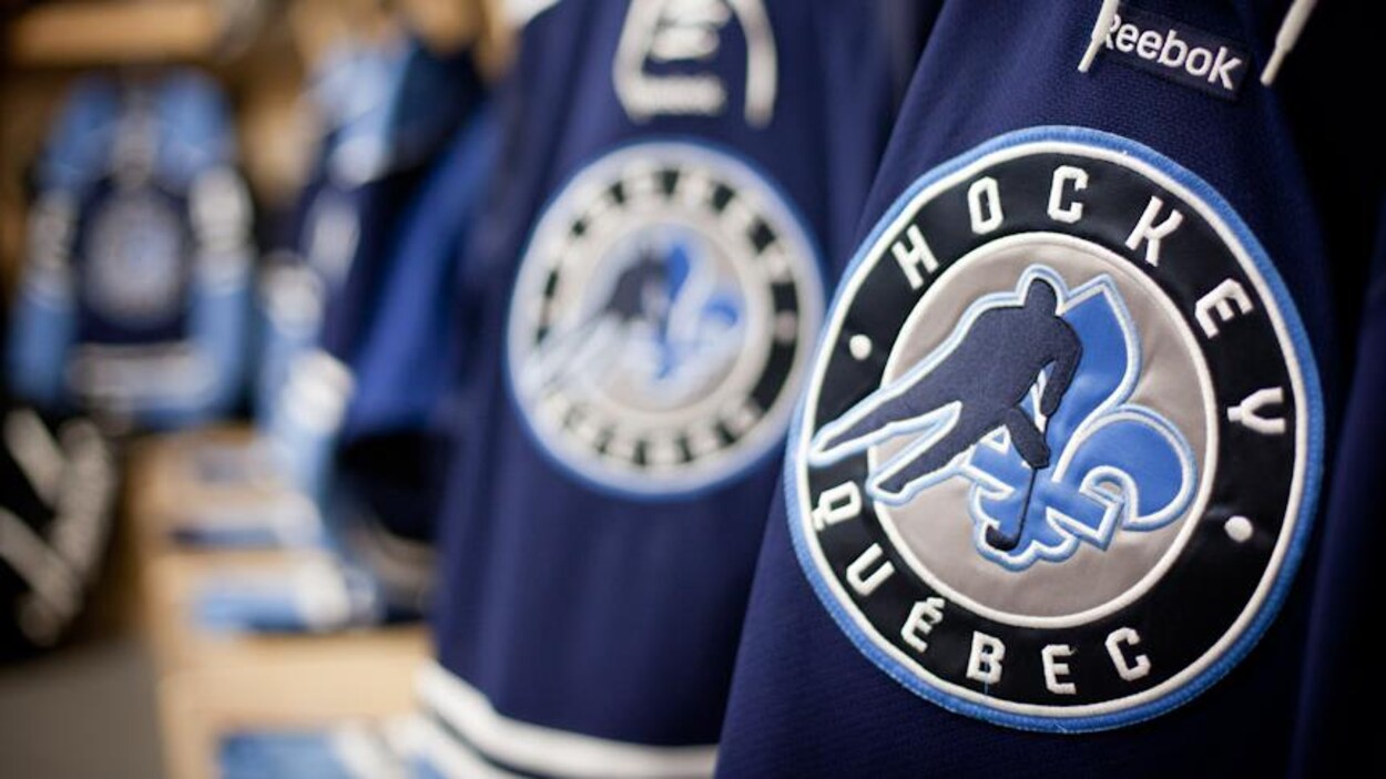 quebec Blank Meme Template