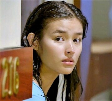 Liza Soberano Blank Meme Template