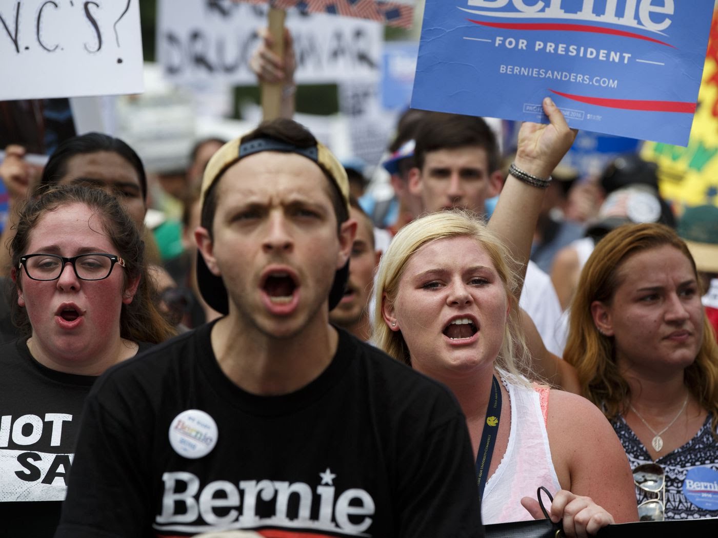 BernieIdiots Blank Meme Template