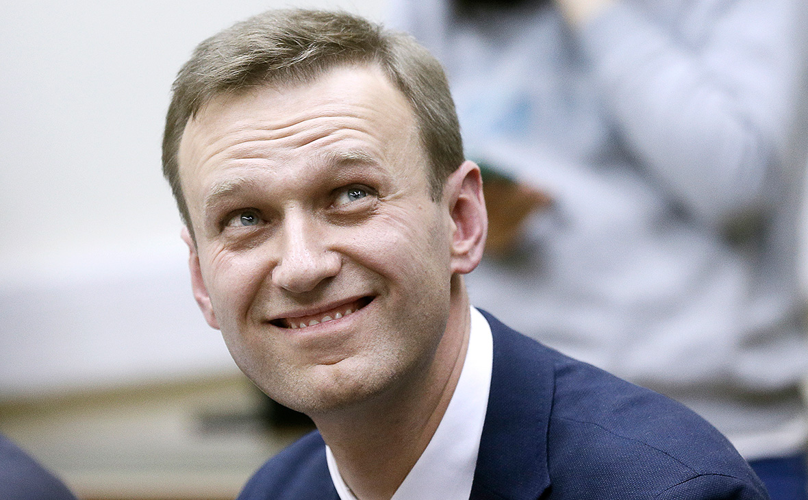 High Quality Navalny Smiling Blank Meme Template
