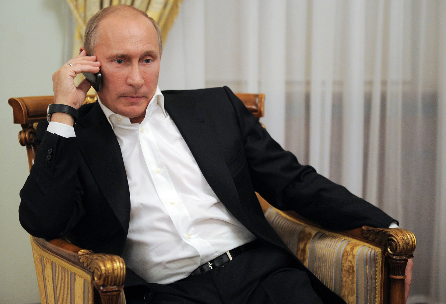 Putin on the phone Blank Meme Template