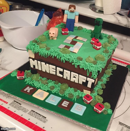 Credit to the person who made this minecraft cake | made w/ Imgflip meme maker