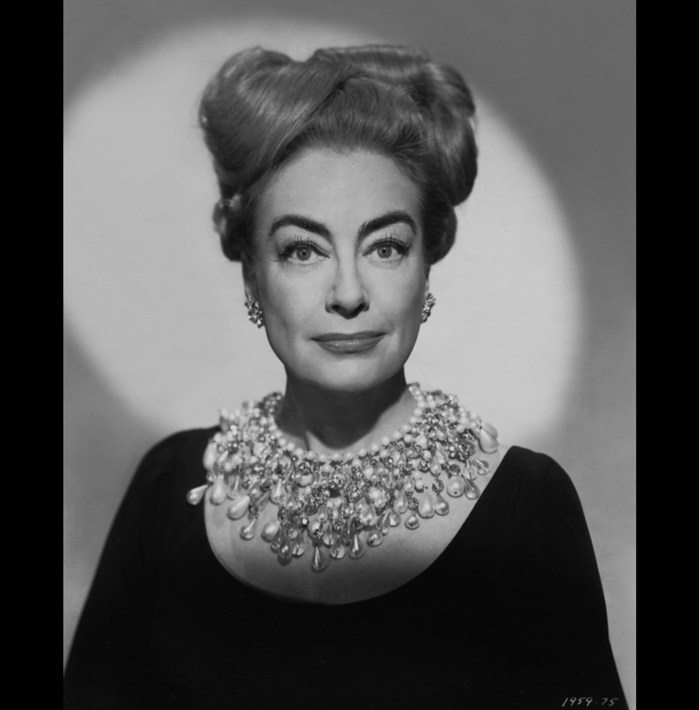 High Quality Joan Crawford Knows Best Blank Meme Template