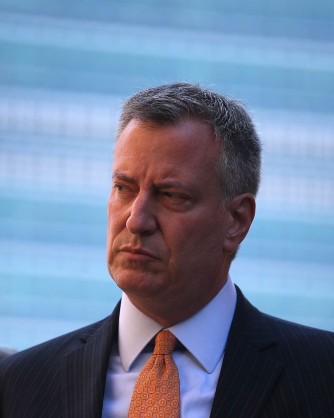 NY mayor Bill de Blasio Blank Meme Template