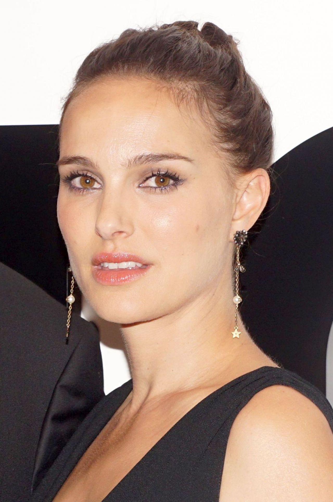 Natalie Portman Blank Meme Template