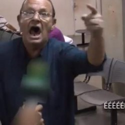 quero café Meme Template