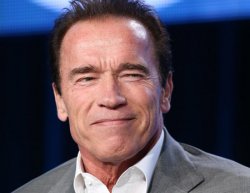 Arnold Schwarzenegger approves Meme Template
