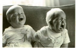  baby laughing baby crying Meme Template