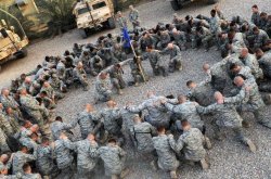 American Soldiers Praying in Jesus' Name 001 Meme Template