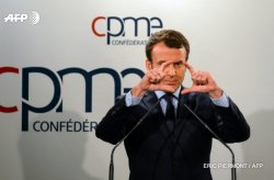 Macron cul comme ca Meme Template