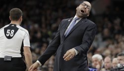 Memphis Grizzlies coach David Fizdale Meme Template