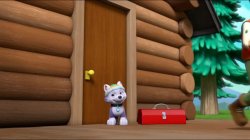 Everest giggling Meme Template