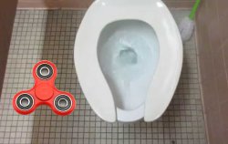 fidget spinner open toilet Meme Template