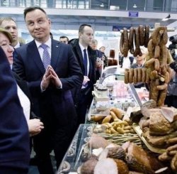 President Duda sasuage Meme Template