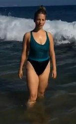 Wet blonde Meme Template