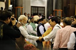 Chaiwala and dud wala Meme Template