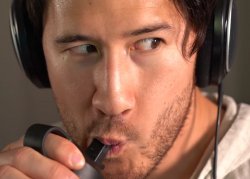 Markiplier doing a Succ Meme Template